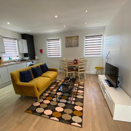 Apartment No 8 - Stay In Style In The Heart Of The Cathedral City. Truro Eksteriør bilde