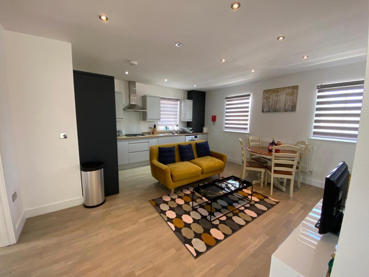 Apartment No 8 - Stay In Style In The Heart Of The Cathedral City. Truro Eksteriør bilde