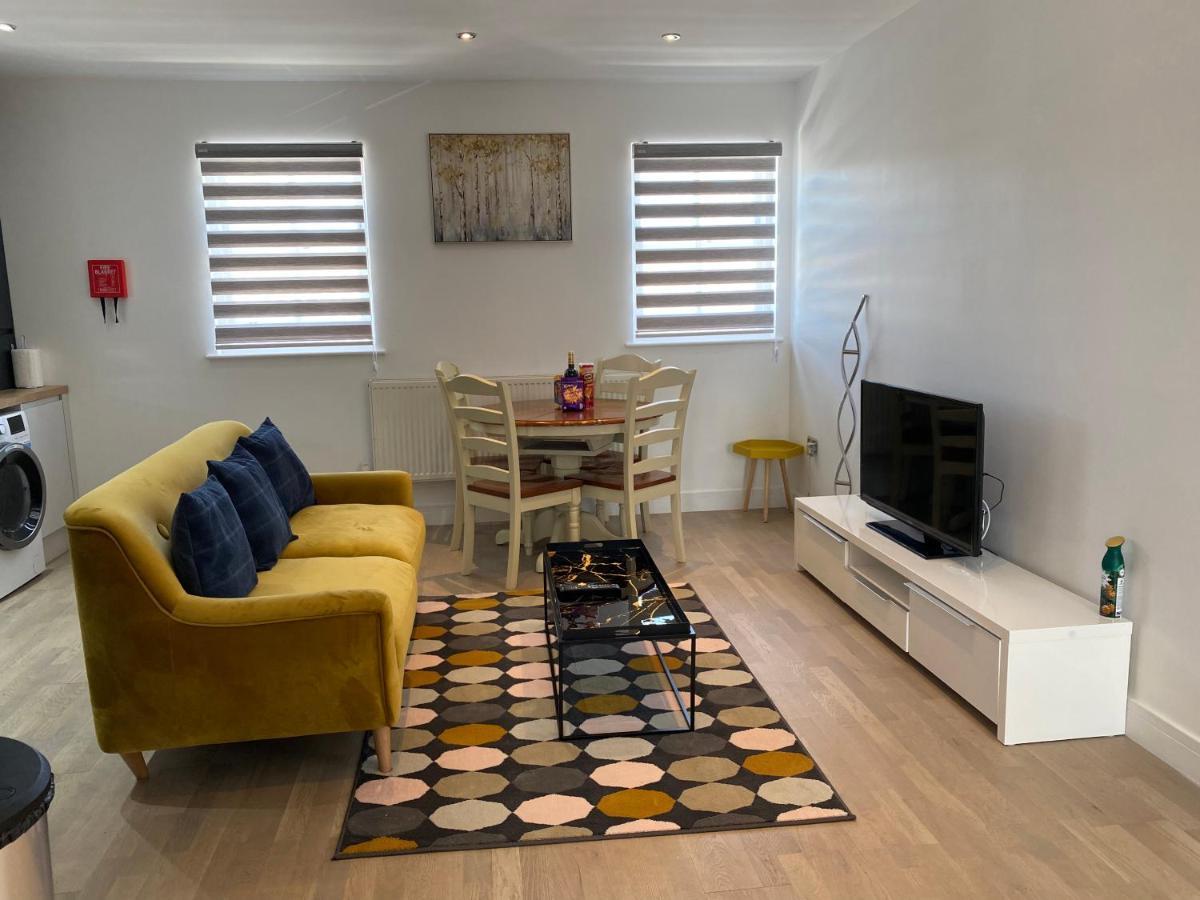 Apartment No 8 - Stay In Style In The Heart Of The Cathedral City. Truro Eksteriør bilde