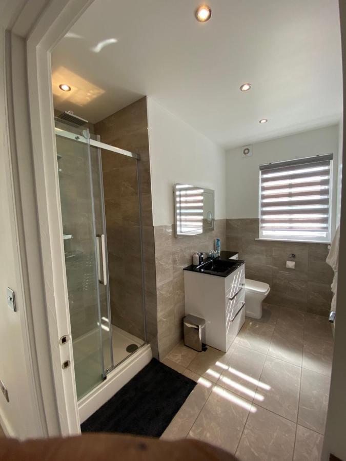 Apartment No 8 - Stay In Style In The Heart Of The Cathedral City. Truro Eksteriør bilde